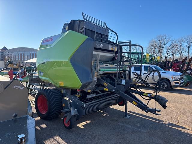 Image of CLAAS Variant 580RF equipment image 2