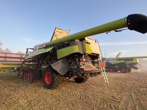 Image of CLAAS Lexion 8600TT equipment image 3