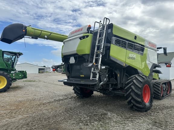 Image of CLAAS Lexion 8700 equipment image 3