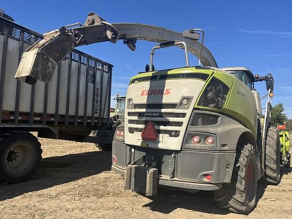 Image of CLAAS Jaguar 990 equipment image 3