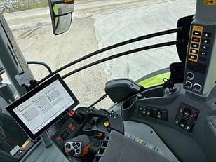 Main image CLAAS Arion 630 11