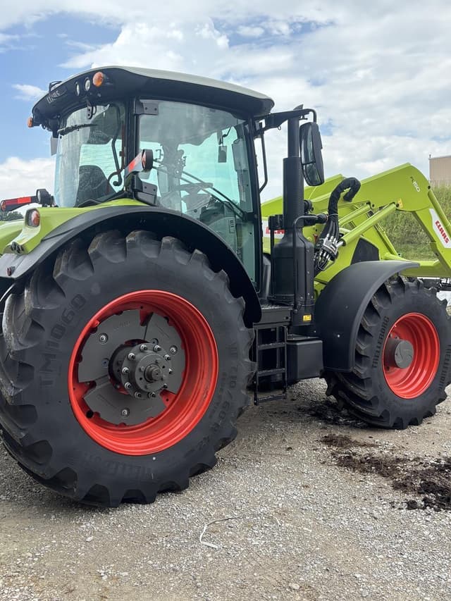 Image of CLAAS Arion 650 equipment image 2