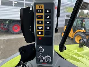 Main image CLAAS Arion 650 29