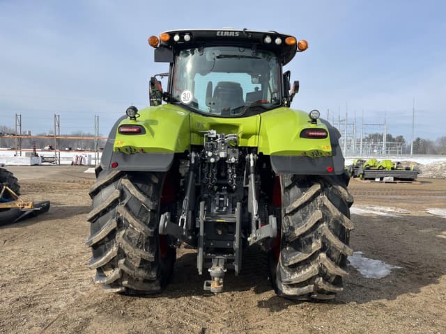 Image of CLAAS Axion 940 equipment image 2