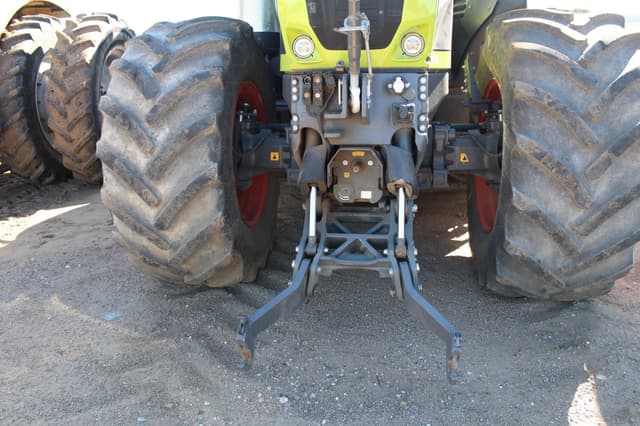 Image of CLAAS Axion 950 equipment image 3