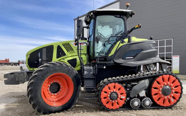 Image of CLAAS Axion 960TT equipment image 2