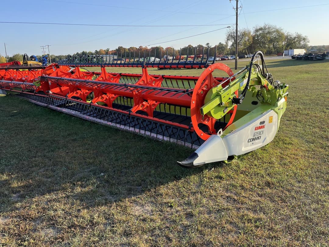 Image of CLAAS Convio Flex 1230 Image 0