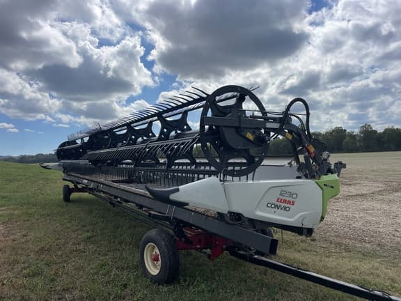Image of CLAAS Convio Flex 1230 equipment image 1
