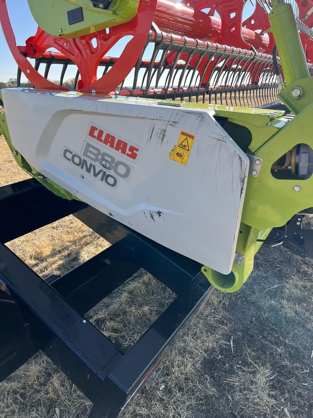 Image of CLAAS 1380 Convio equipment image 3