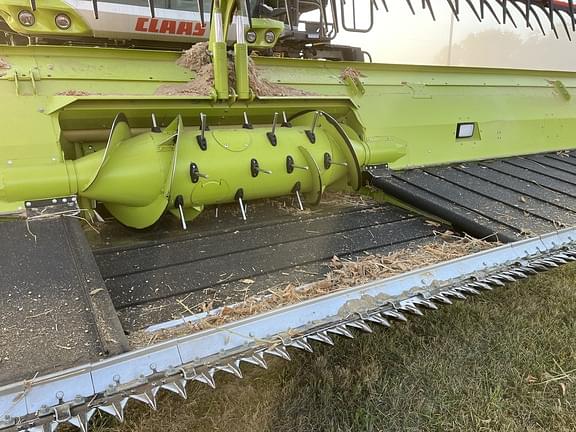 Image of CLAAS 1380 Convio equipment image 4