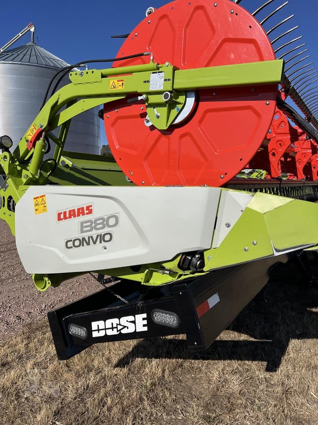 Image of CLAAS 1380 Convio equipment image 2