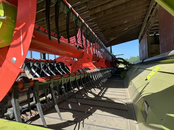 Image of CLAAS 1530 Convio equipment image 1