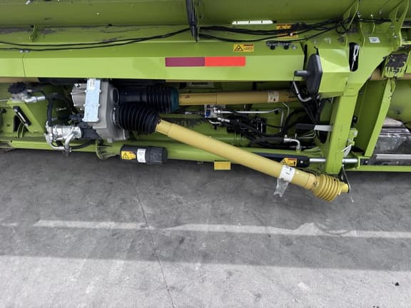 Image of CLAAS 1530 Convio equipment image 4