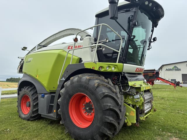 Image of CLAAS Jaguar 970 equipment image 4