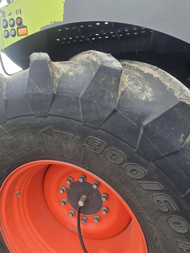 Image of CLAAS Jaguar 970 equipment image 4