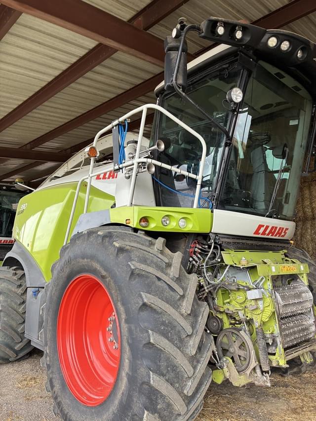 Image of CLAAS Jaguar 990 equipment image 2