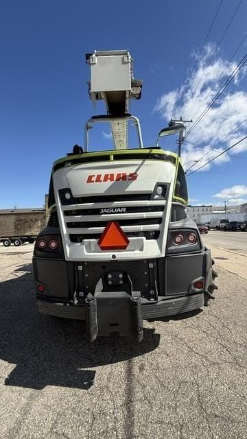 Image of CLAAS Jaguar 990 equipment image 2