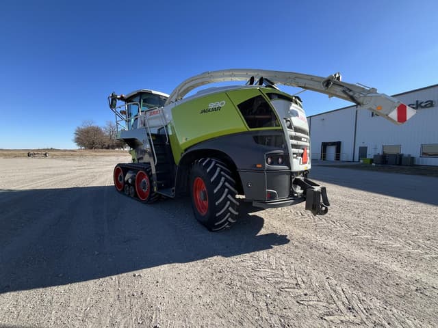 Image of CLAAS Jaguar 990TT equipment image 4