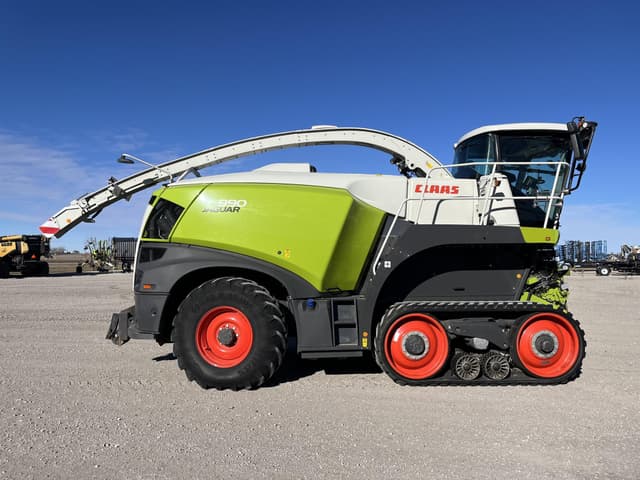 Image of CLAAS Jaguar 990TT equipment image 1