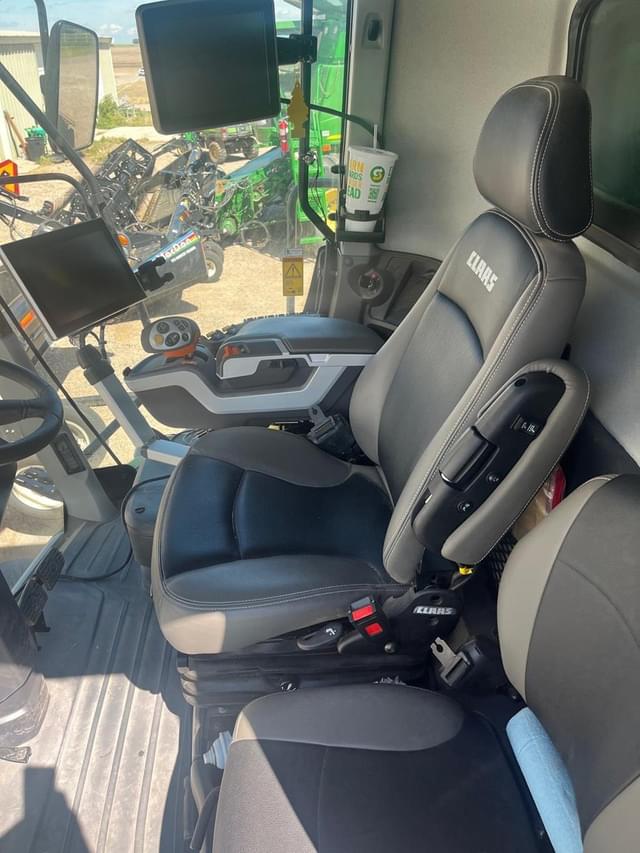 Image of CLAAS Lexion 7500TT equipment image 1