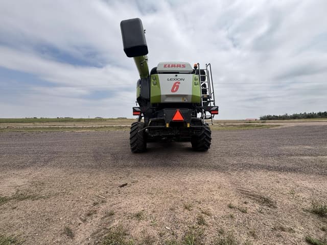 Image of CLAAS Lexion 7500TT equipment image 3