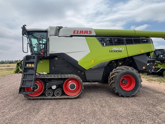 Image of CLAAS Lexion 7500TT equipment image 1