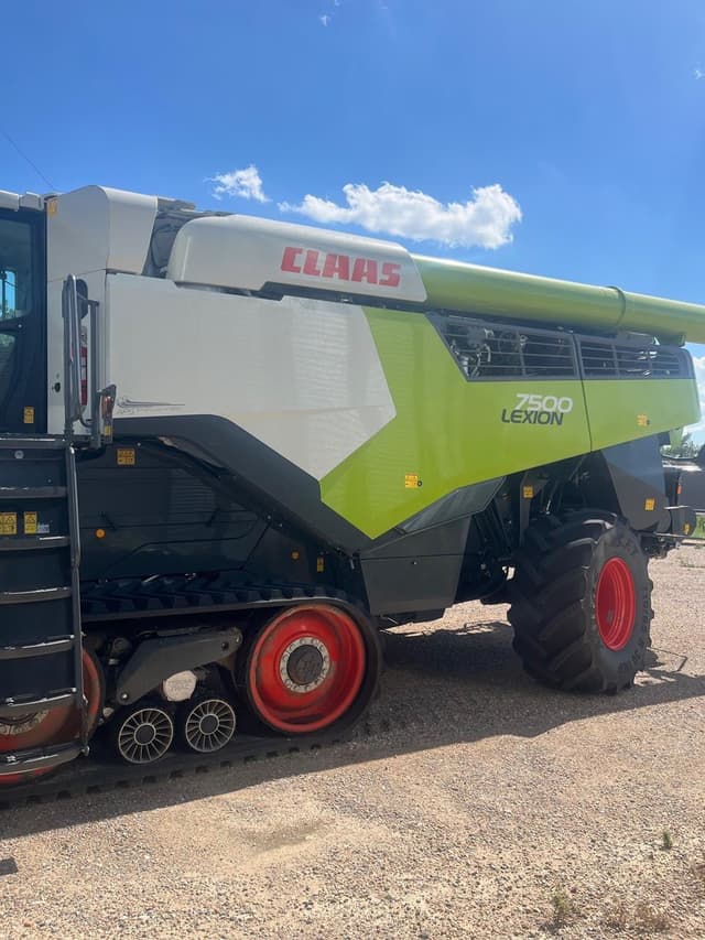 Image of CLAAS Lexion 7500TT equipment image 1