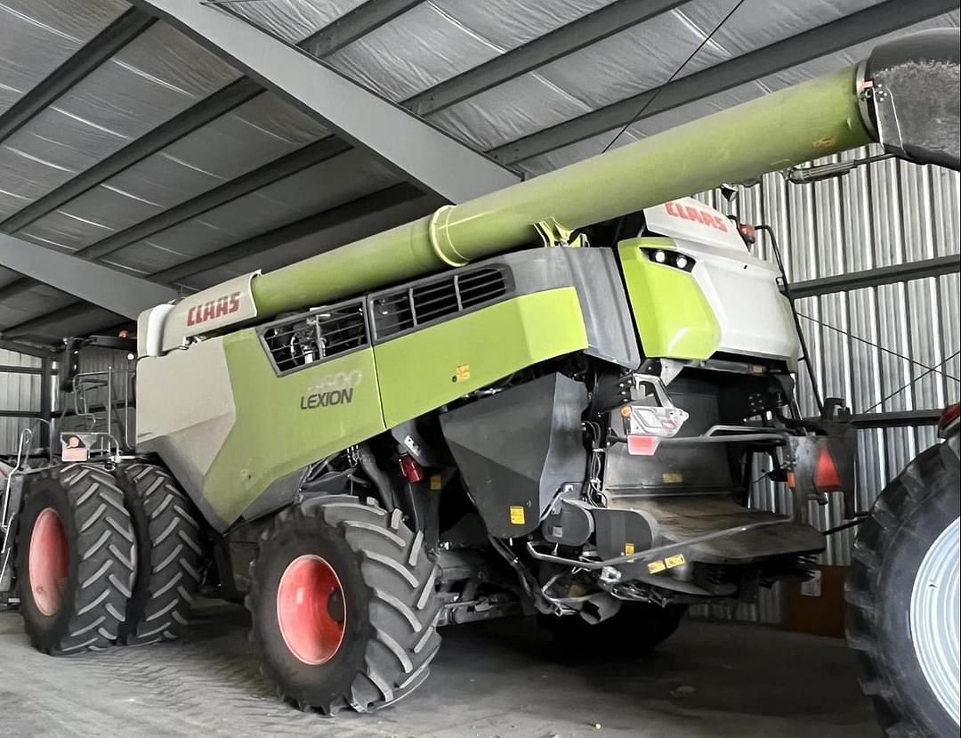 Image of CLAAS Lexion 8600 Primary image