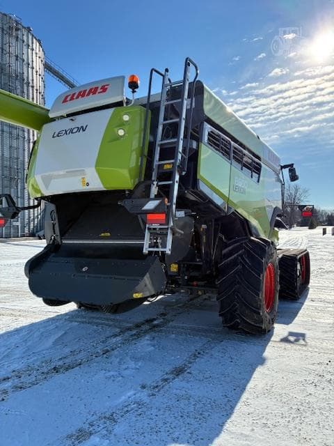 Image of CLAAS Lexion 8600TT equipment image 4
