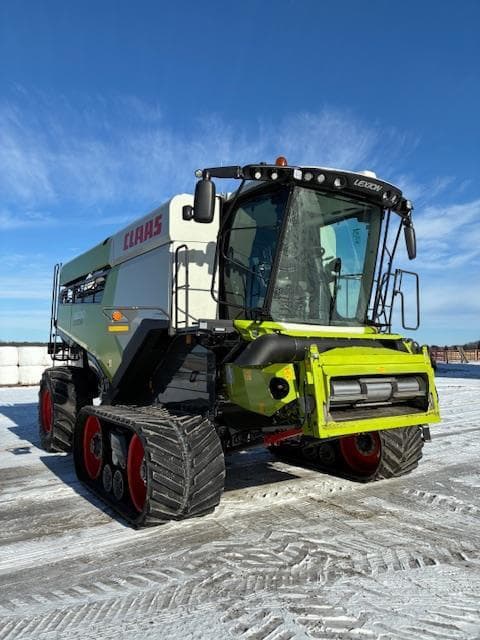 Image of CLAAS Lexion 8600TT equipment image 2