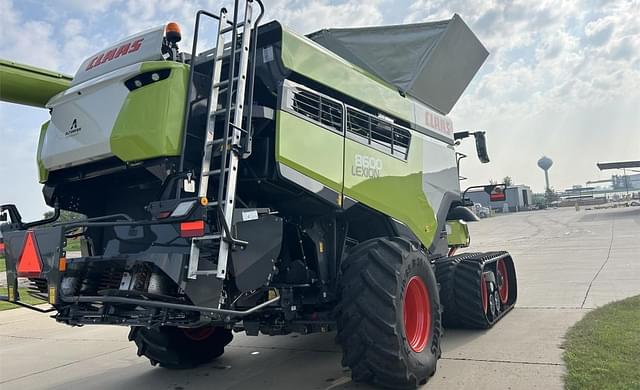 Image of CLAAS Lexion 8600TT equipment image 4