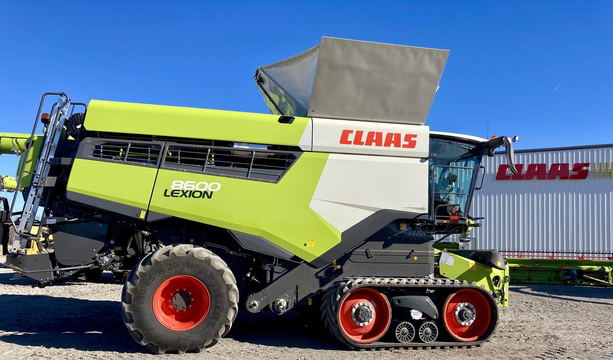Main image CLAAS Lexion 8600TT