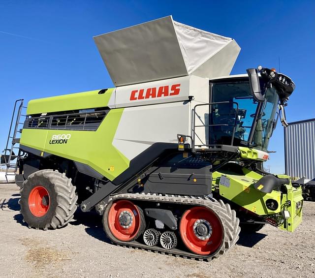 Image of CLAAS Lexion 8600TT equipment image 1