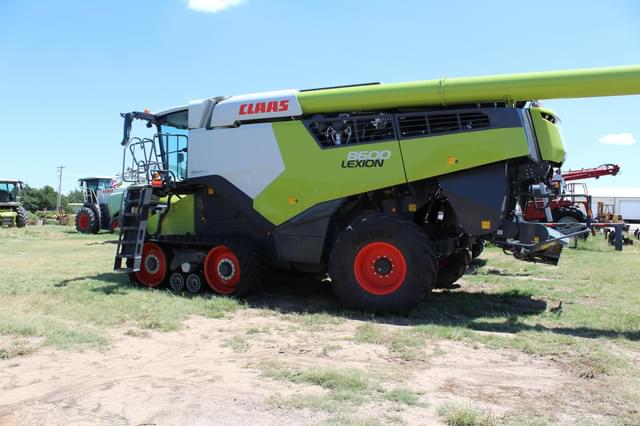 Image of CLAAS Lexion 8600TT equipment image 3