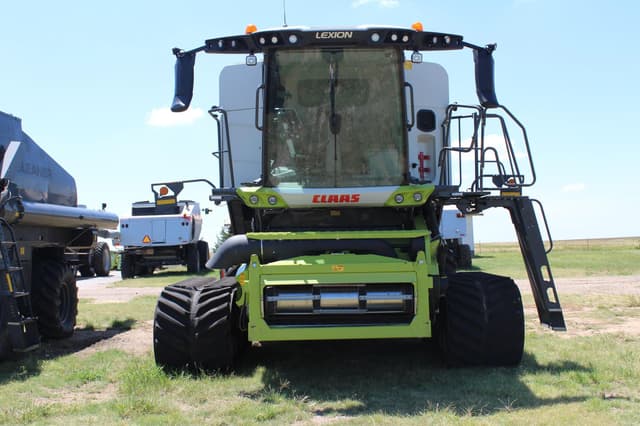 Image of CLAAS Lexion 8600TT equipment image 2
