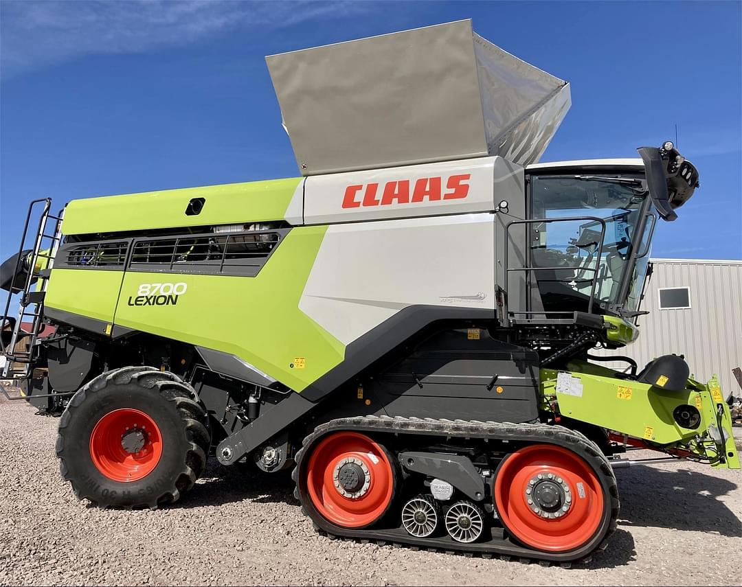 Image of CLAAS Lexion 8700TT Primary image