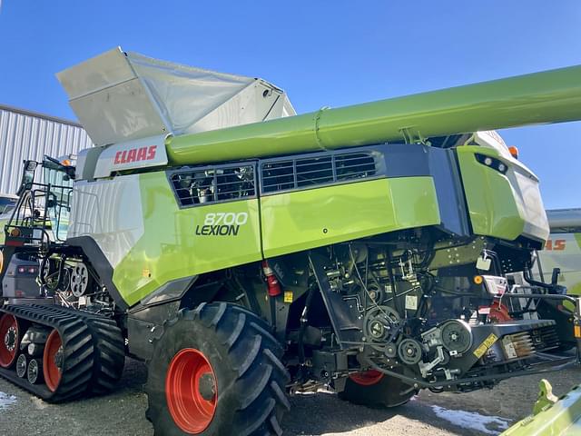 Image of CLAAS Lexion 8700TT equipment image 1