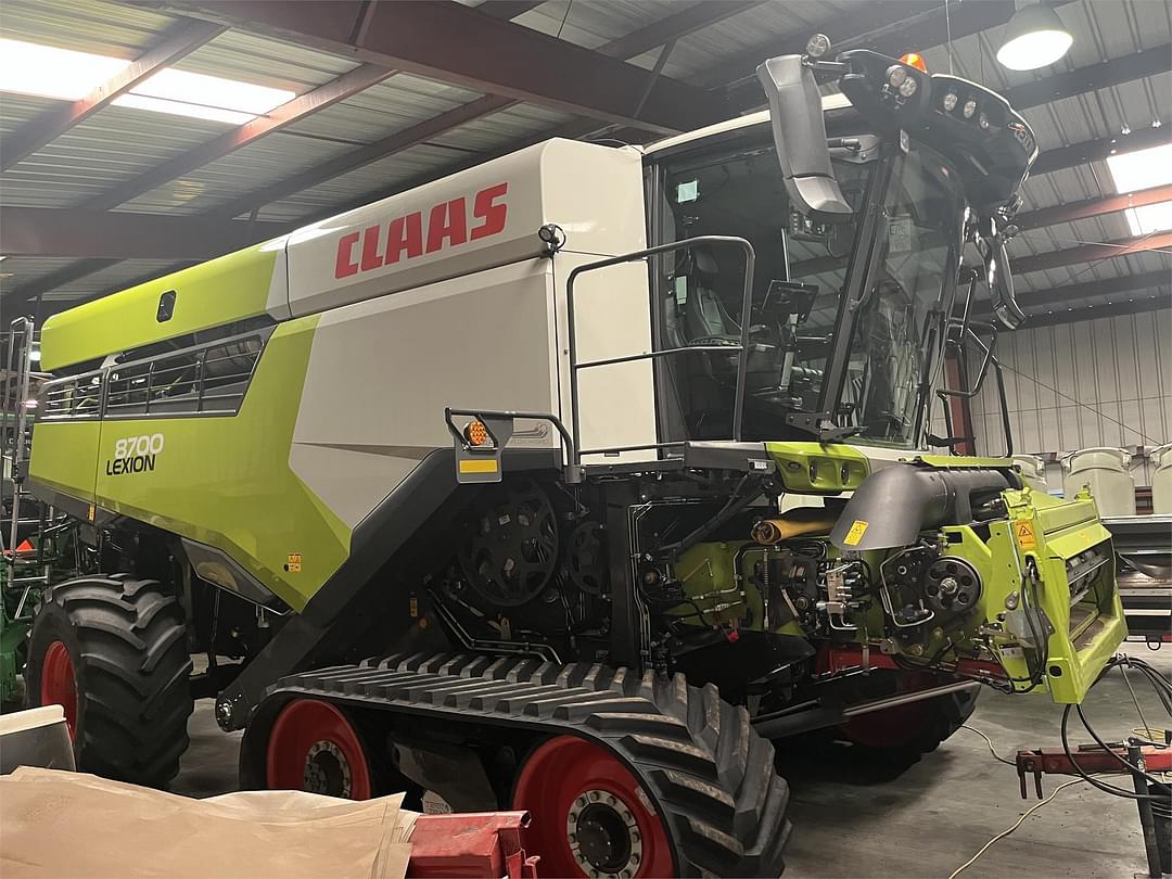 Image of CLAAS Lexion 8700TT Primary image