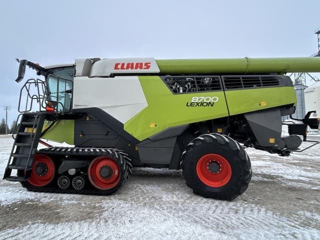 Image of CLAAS Lexion 8700TT equipment image 2