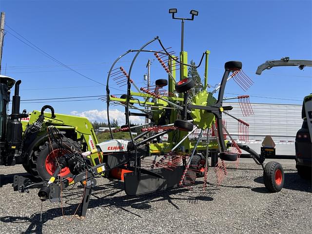 Image of CLAAS Liner 2900 equipment image 1