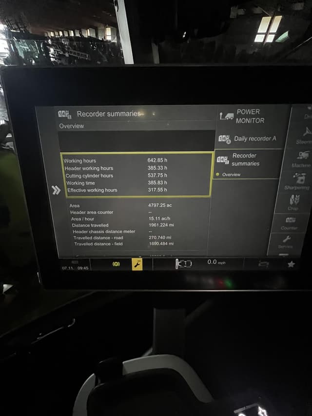 Image of CLAAS Orbis 900 equipment image 4