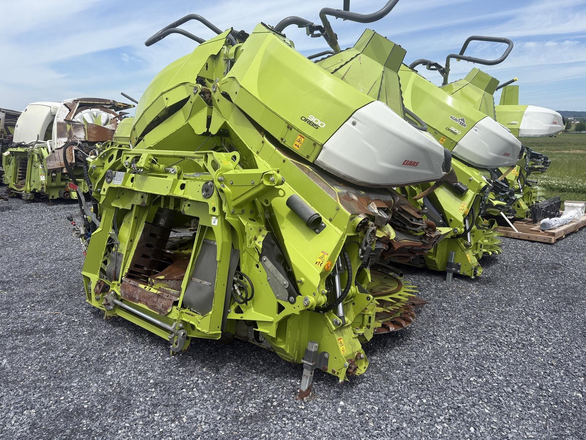 2023 CLAAS Orbis 900 Equipment Image0
