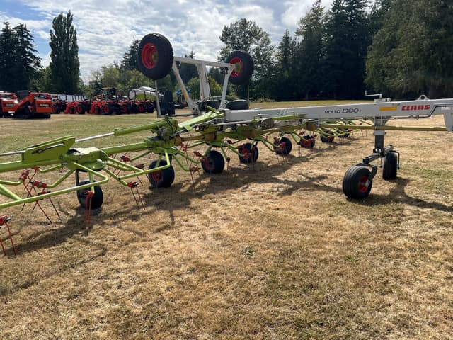 Image of CLAAS Volto 1300T equipment image 3