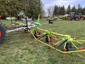 Main image CLAAS Volto 800TH