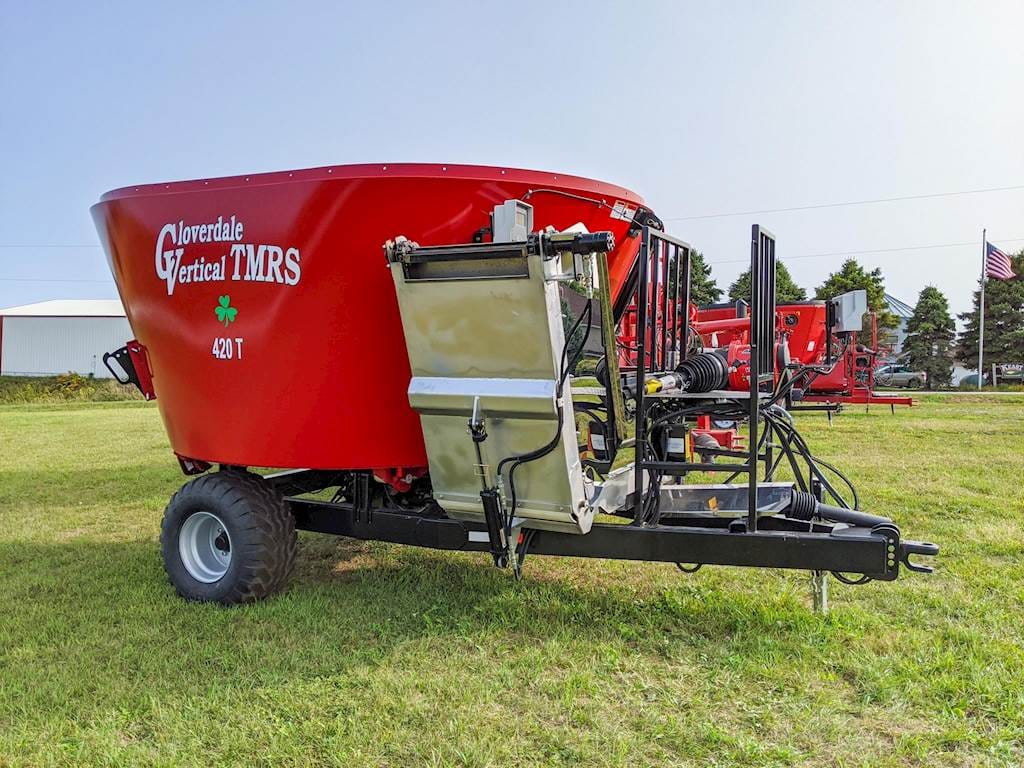 2024 Cloverdale 420T Equipment Image0