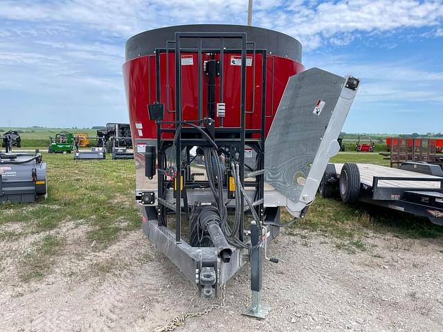 Image of Cloverdale 650T equipment image 2