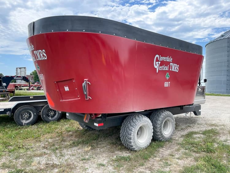 2023 Cloverdale 650T Hay and Forage Grinders/Mixers for Sale Tractor Zoom
