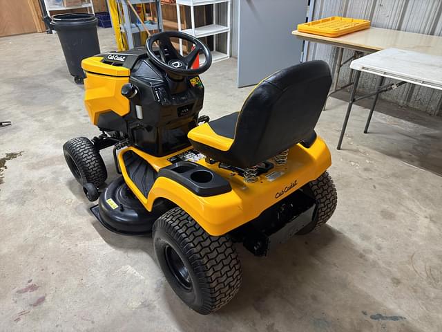 Image of Cub Cadet LT42B equipment image 2