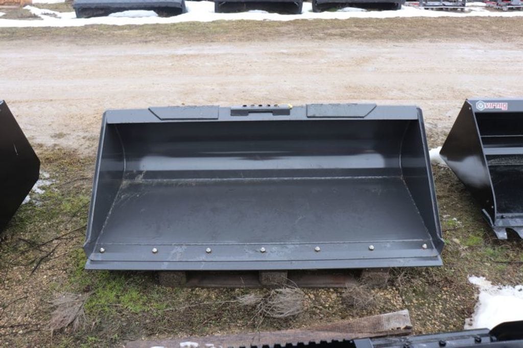 Main image New Holland 72" LPE Bucket