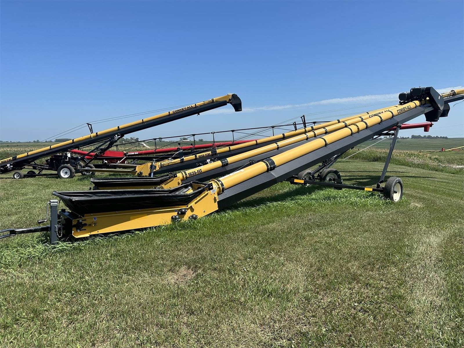 2024 Convey-All Industries 1645TL Equipment Image0